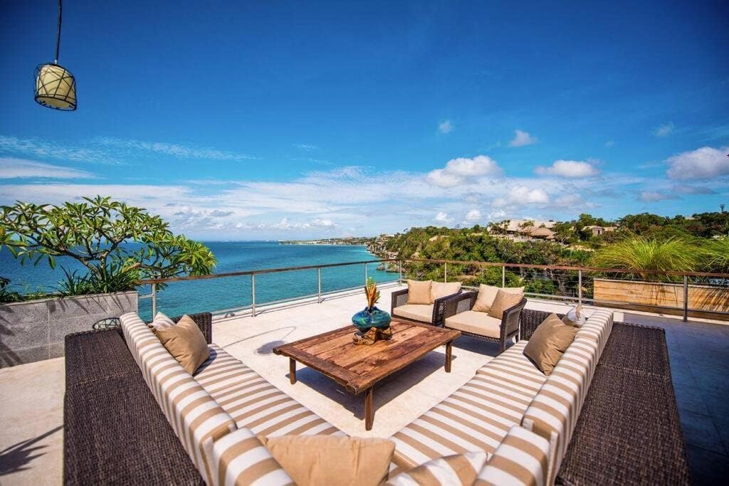 18 Best Countries for Luxury Real Estate Investment 2026: Prices, ROI & Golden Visa 5 Image