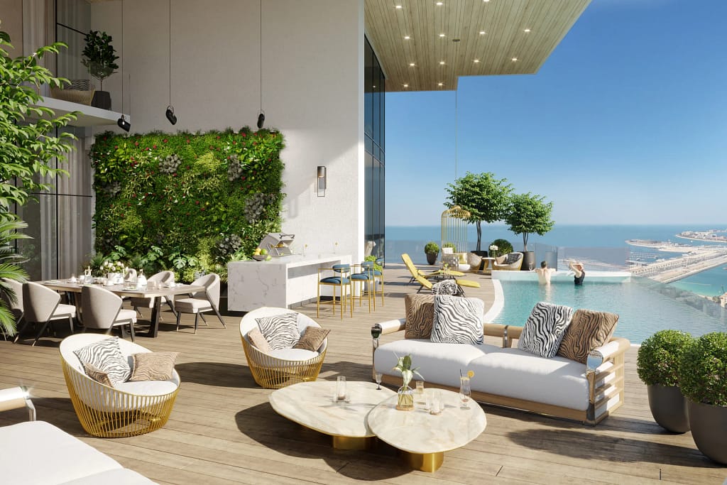 Cavalli Tower — Residenze firmate Cavalli a Dubai Marina 21 Cavalli Tower: terrazza di un appartamento con giardino verticale e vista sul mare