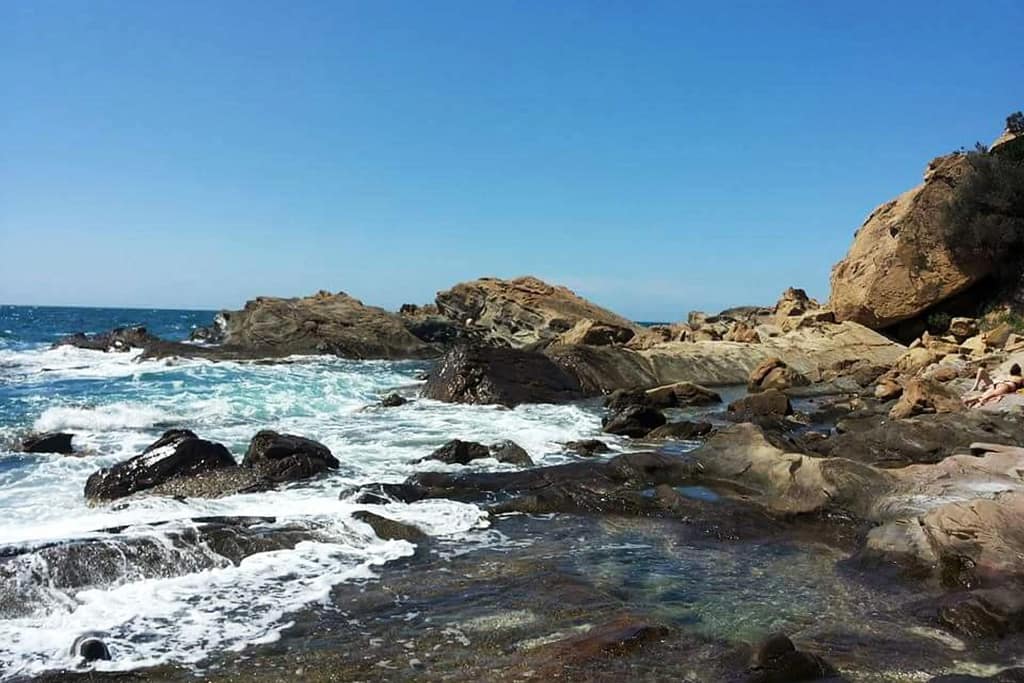 Ville di lusso in Toscana: la guida dell'architetto per sceglierle, affittarle o comprarle 11 Costa rocciosa del Parco dell'Uccellina, in Maremma