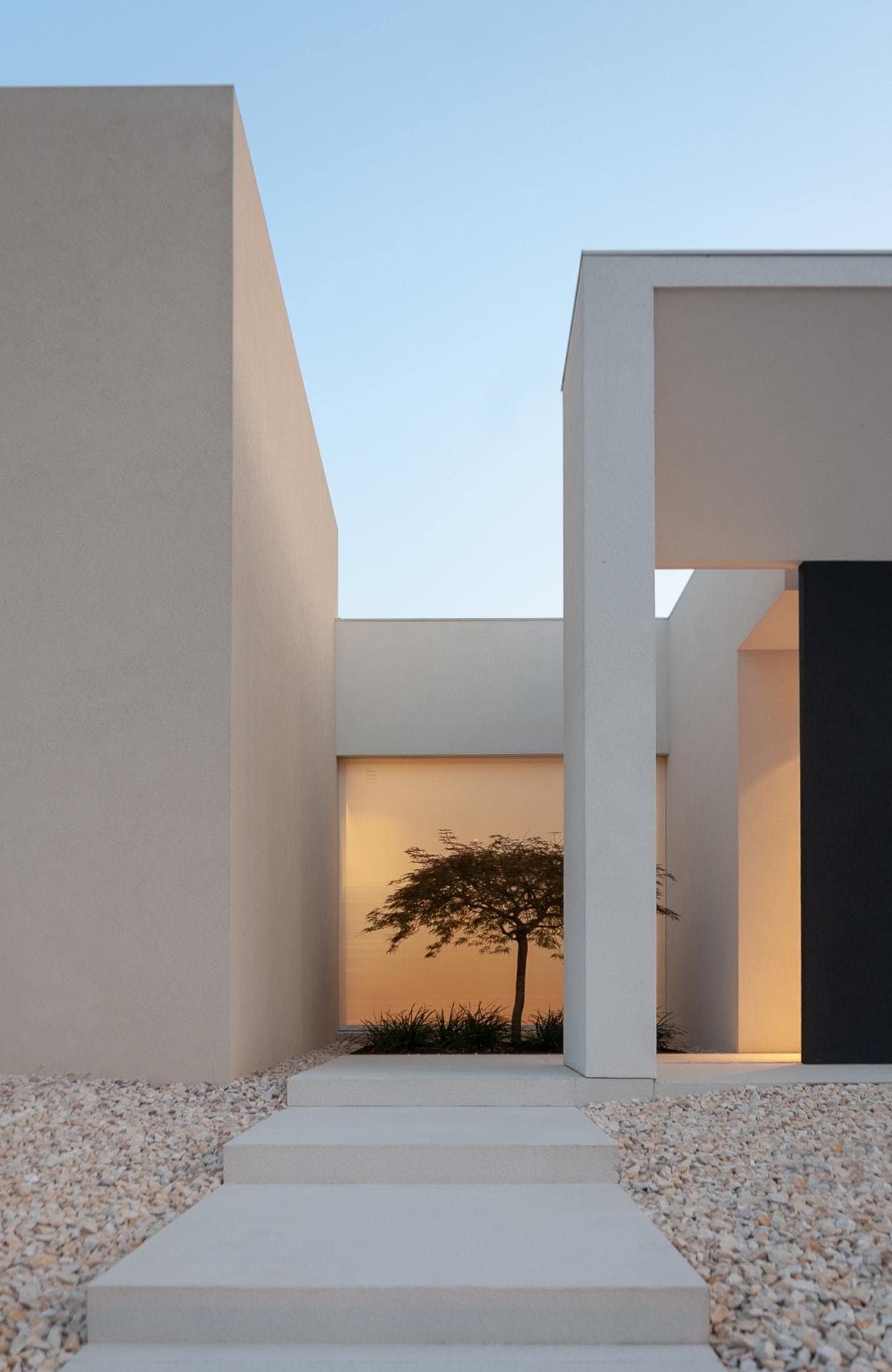 FQ548N~Q Villa contemporanea Verona MD Home — piscina e area lounge — Federico Cappellina Architetto