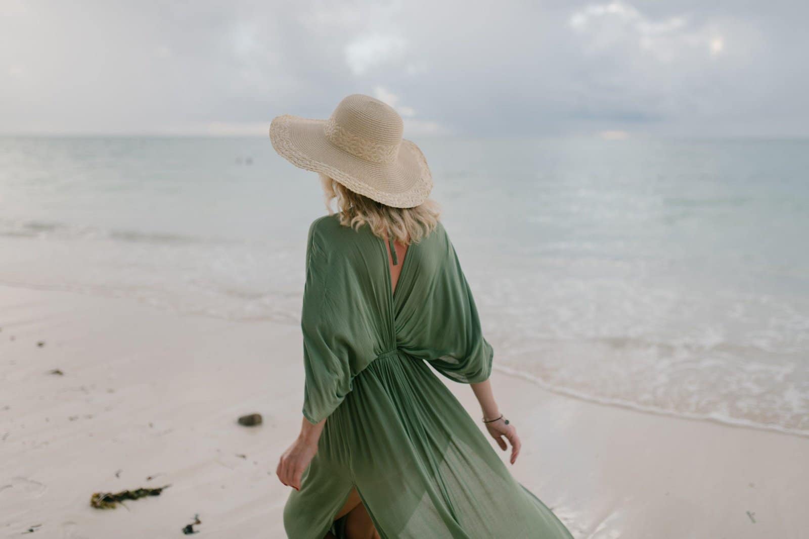 Mujer en playa_1