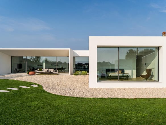 Elite Luxury Real Estate & Travel - Investimenti immobiliari di lusso internazionali & viaggi professionali 20 Villa contemporanea Verona MD Home — l'armonia dei contrasti — Federico Cappellina Architetto