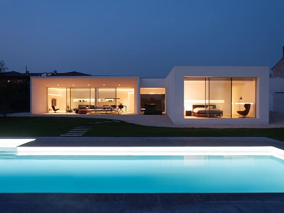 Elite Luxury Real Estate & Travel - Investimenti immobiliari di lusso internazionali & viaggi professionali 21 MD Home San Bonifacio — l'armonia dei contrasti tra masse, superfici e aperture, Federico Cappellina Architetto