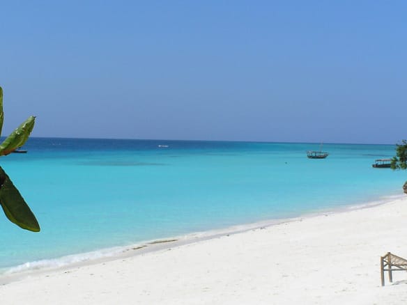 Zanzibar — Luxury Real Estate & Travel 4 Zanzibar hotel di lusso: il mare di Nungwi