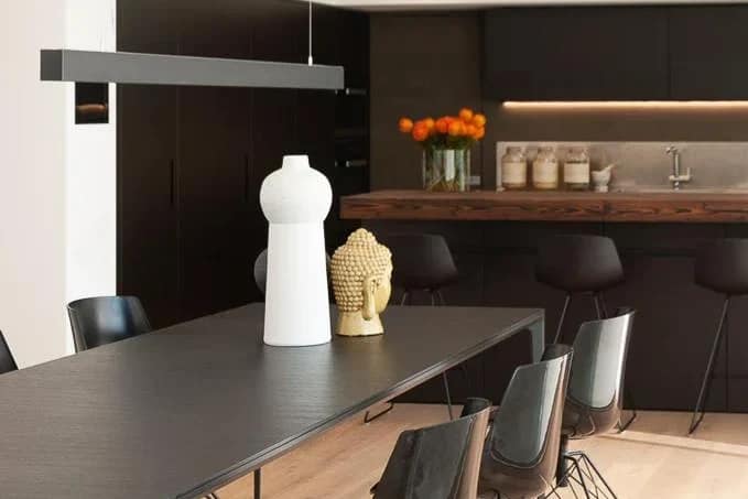 Made in Italy 49 Made in Italy dining: Baxter table and chairs in the MD Home dining area