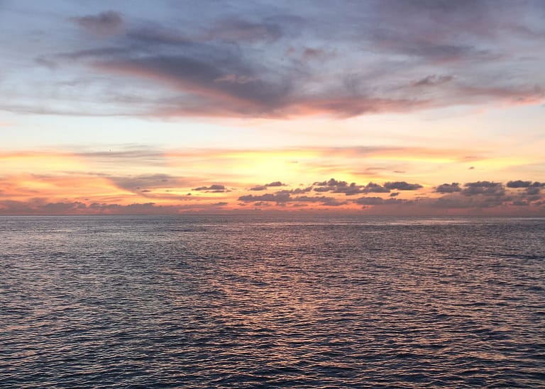 Maldives Travel: Choose the Atoll before the Hotel 7 Soneva Fushi — Baa Atoll at sunset