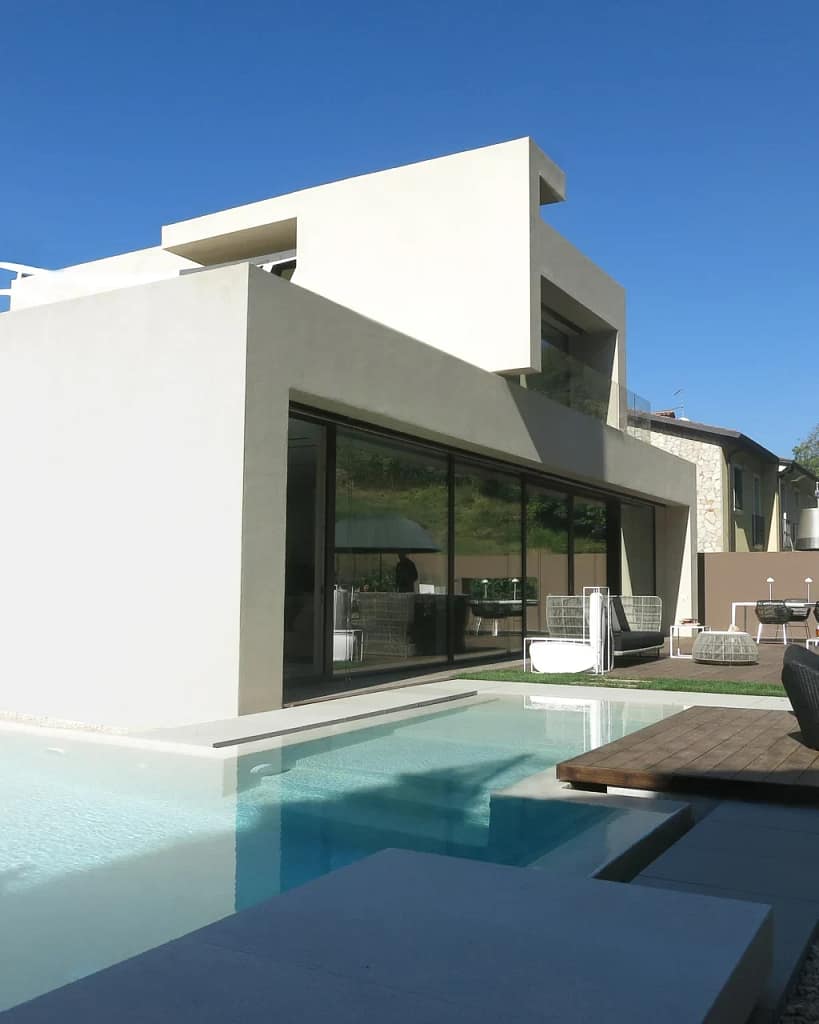 Sustainability as added value in Elite Luxury Real Estate projects 5 Contact Elite Luxury Real Estate: pool and terraces of SD Home in Soave
