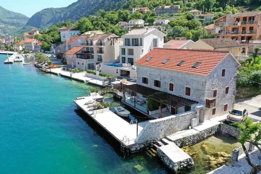18 Best Countries for Luxury Real Estate Investment 2026: Prices, ROI & Golden Visa 17 Image